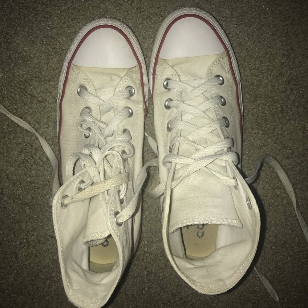 white hightop converse